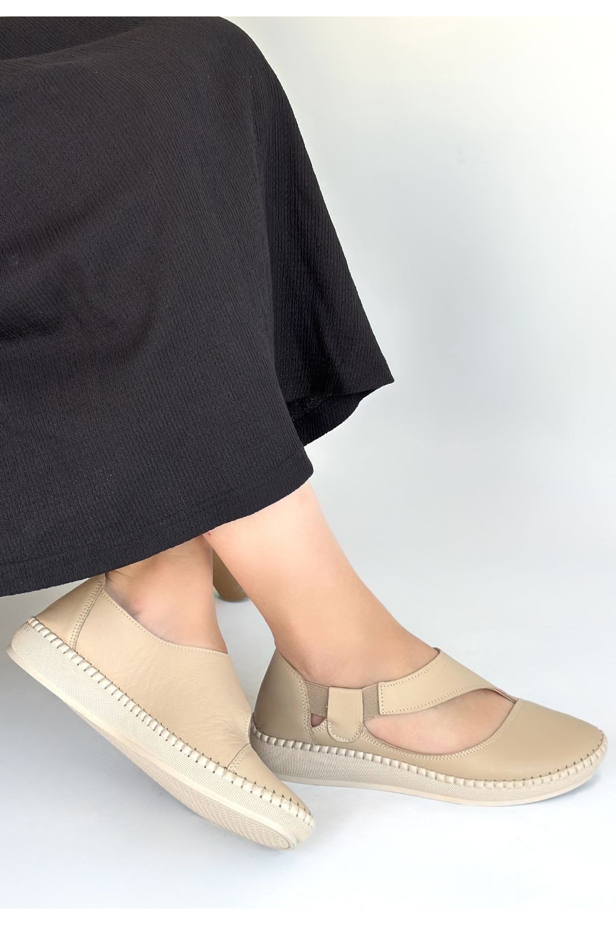 Cower Beige Leather Ballet Flats