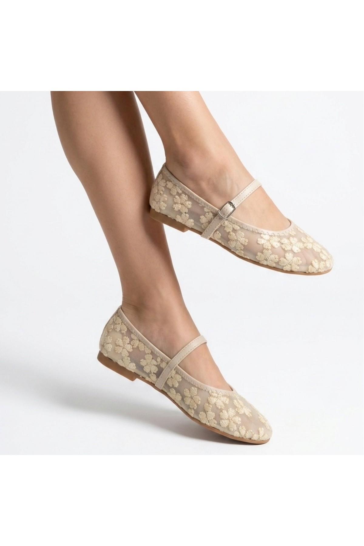 Cuwe Beige Tulle Ballet Flats