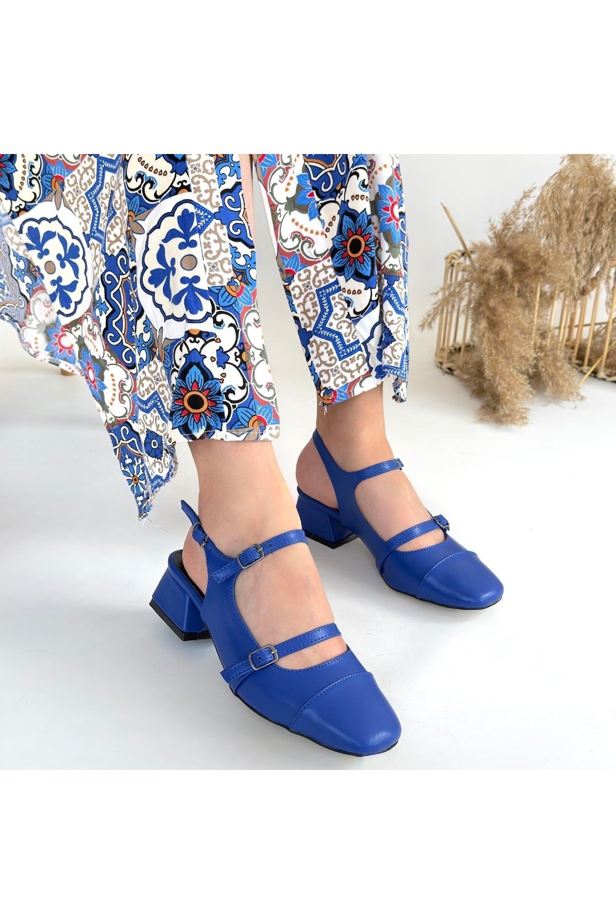 Doran Blue Leather High Heel Shoes detay görseli