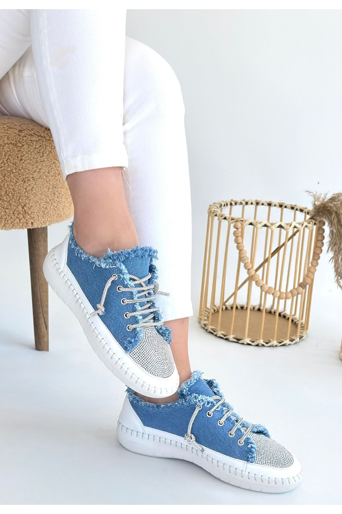 Enber Blue Denim Lace-up Sneakers