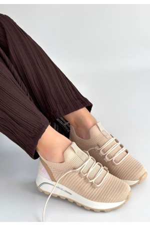 حذاء رياضي من فيورت بيج محبوك برباط