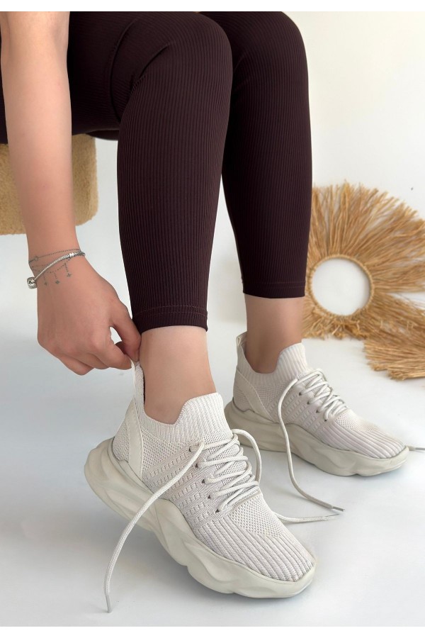 Henta Beige Knit Lace-Up Athletic Shoes