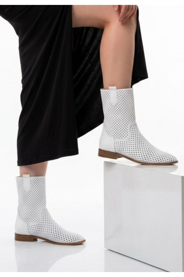 Hojda White Laser Cut Leather Heeled Boots