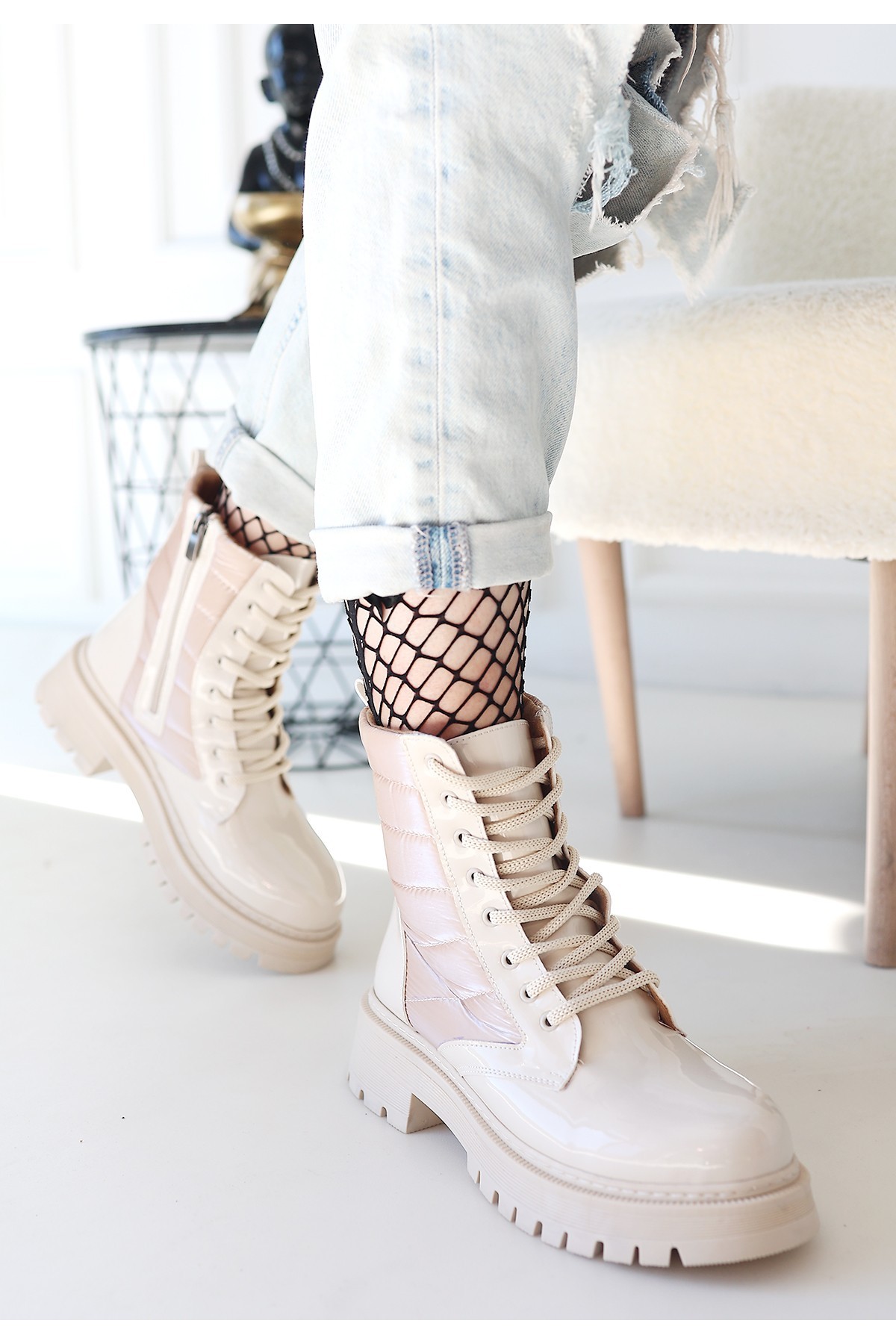 Josse Beige Patent Leather Lace-up Boots