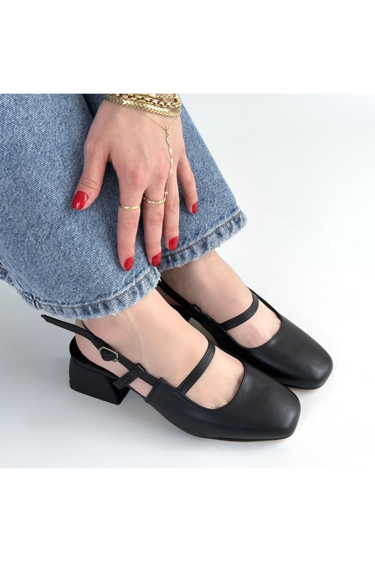 Liva Black Leather High Heel Shoes detay görseli