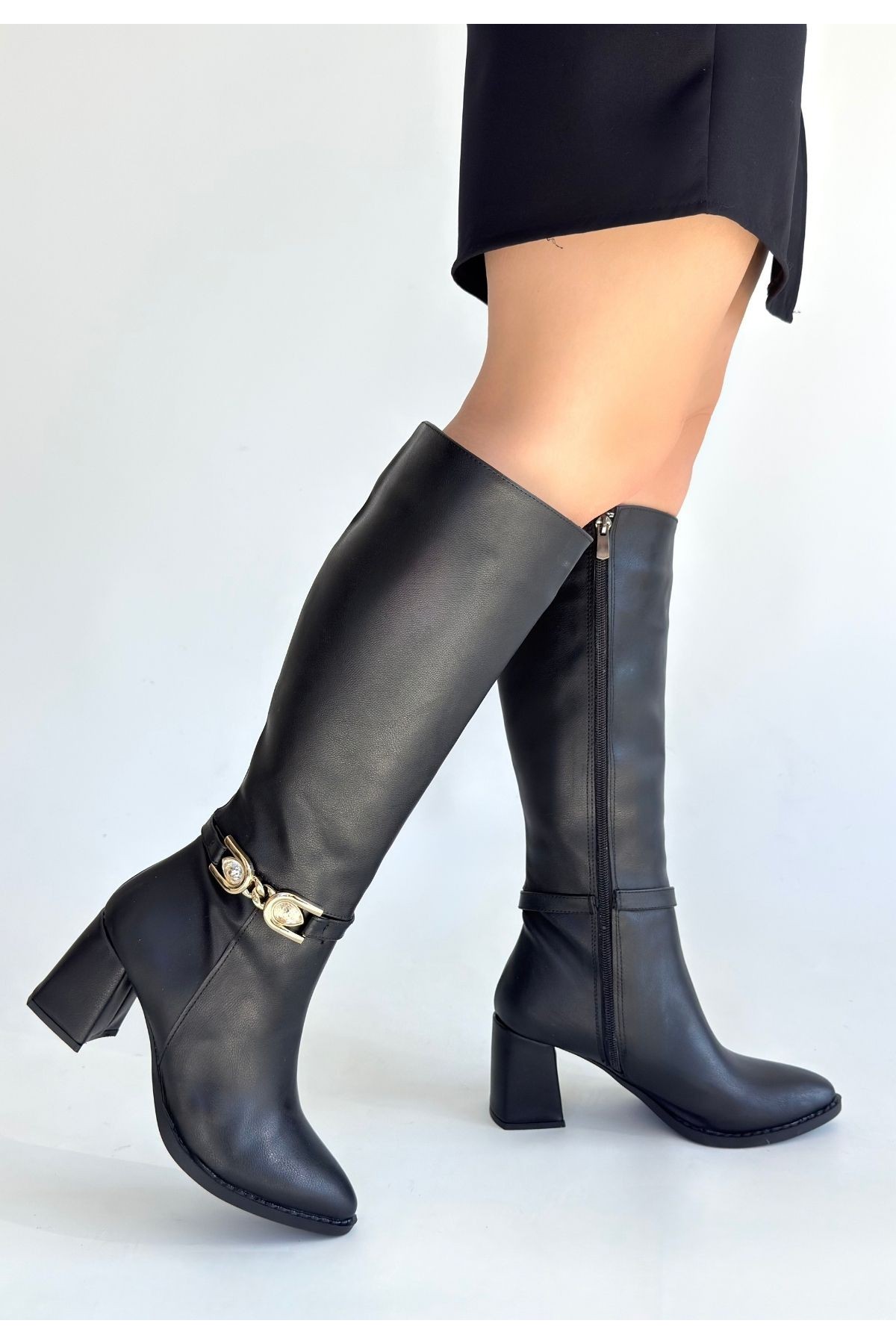 Mooni Black Leather Heeled Boots