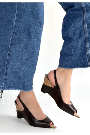 Nemba Kahverengi Rugan Dolgu Topuk Ayakkabı