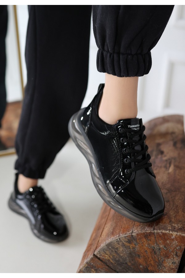 Piona Black Patent Leather Grey Sole Sneakers