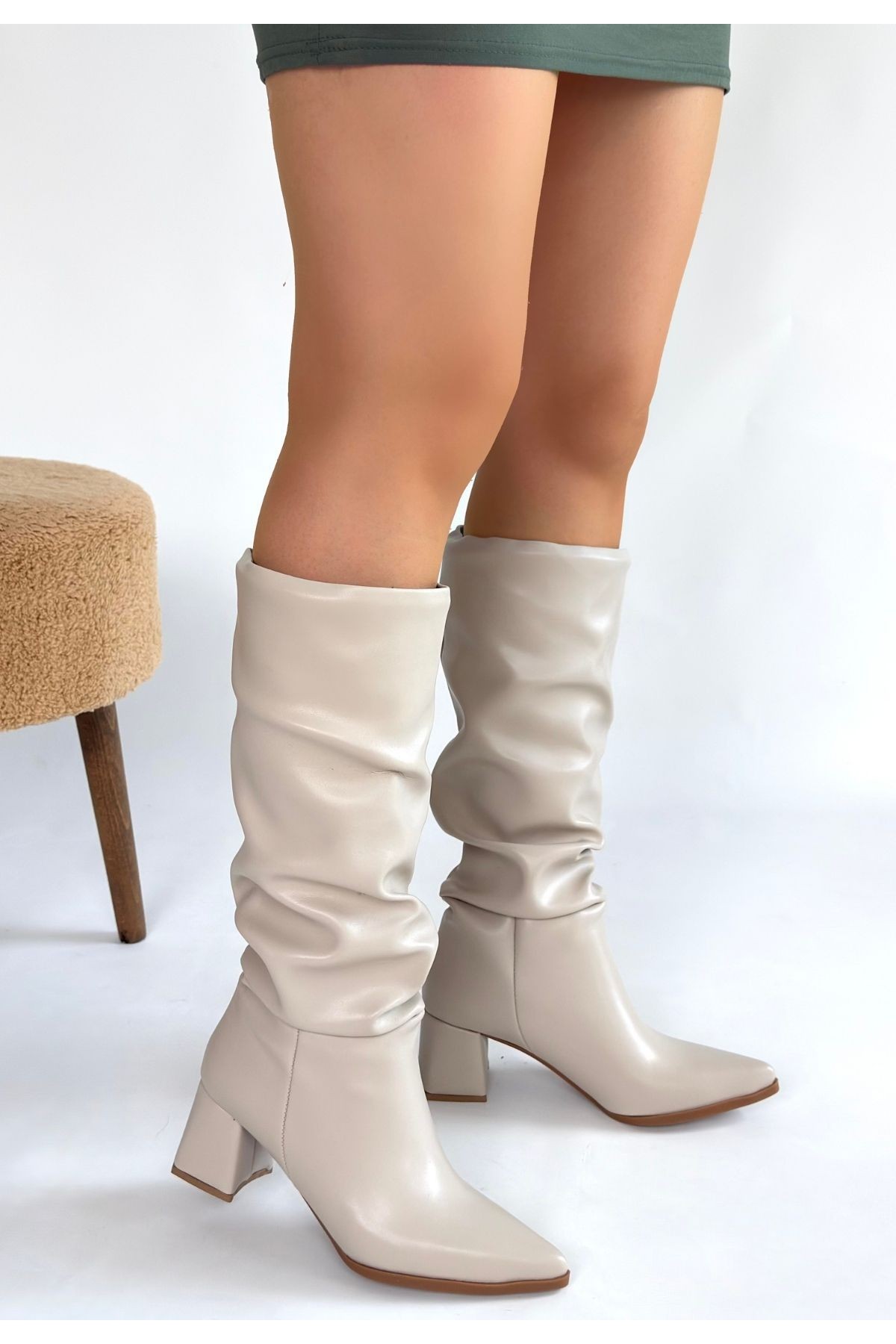 Pitay Ten Leather Heeled Boots