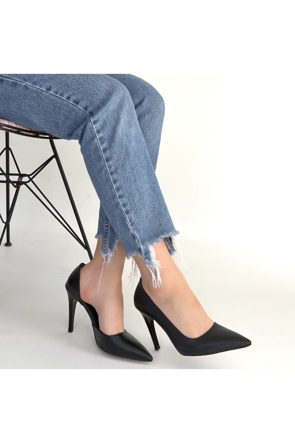 Pley Siyah Cilt Stiletto Ayakkabı detay görseli