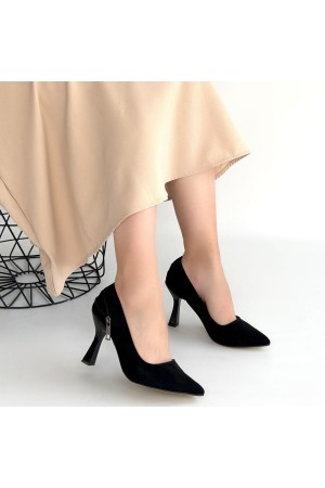 حذاء ريتا ذو الكعب العالي من جلد الغزال الأسود