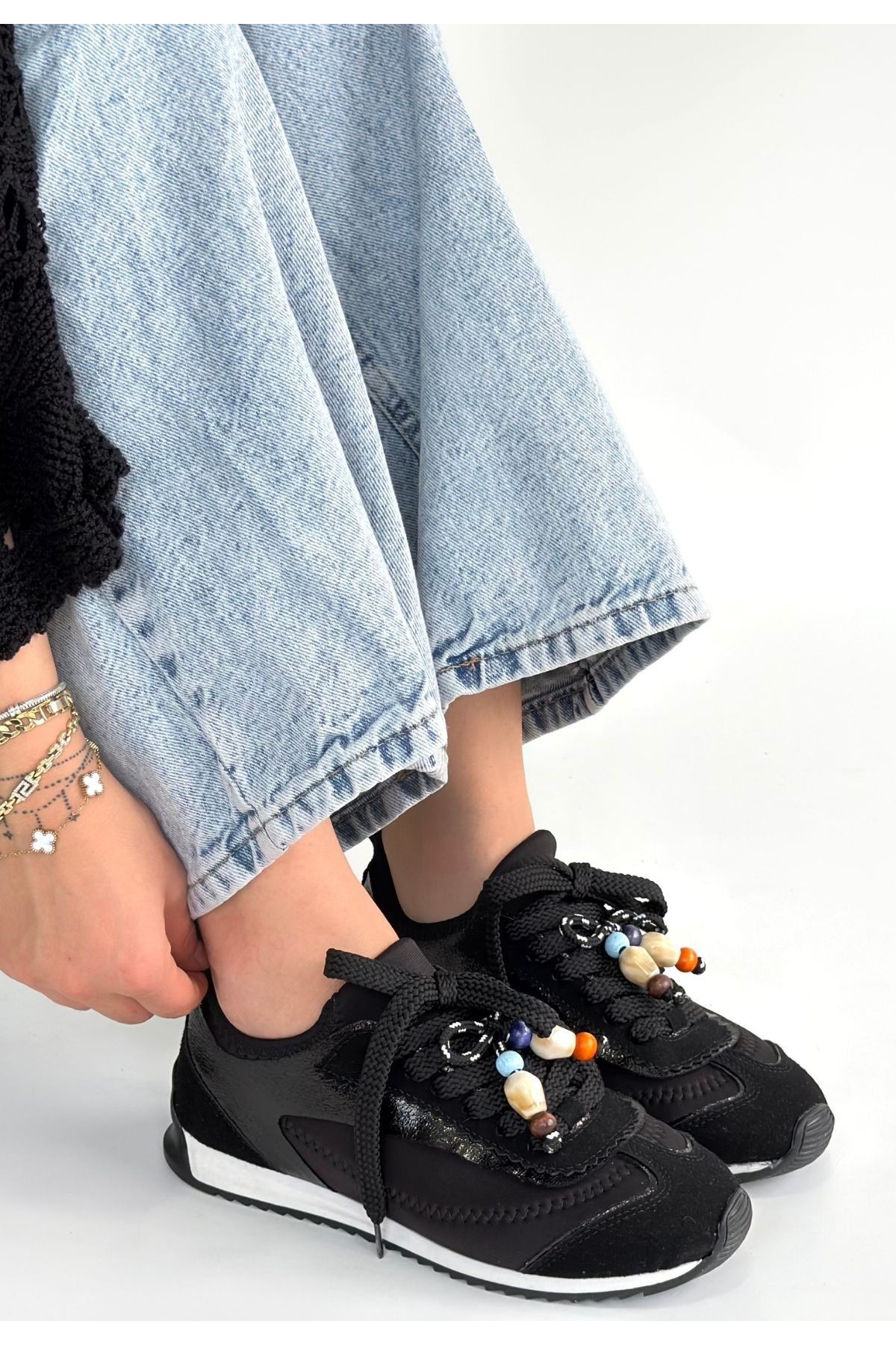Riaf Black Leather Lace-up Sneakers