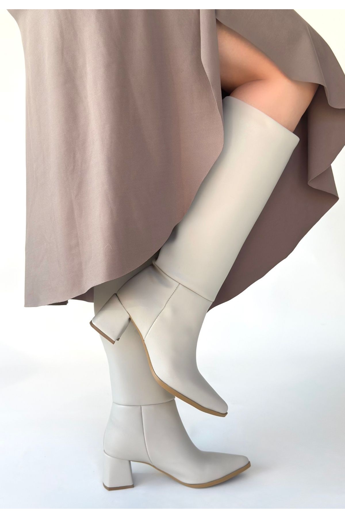 Roksa Ten Leather Heeled Boots