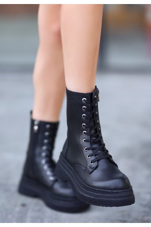 حذاء روكسان أسود من الجلد برباط