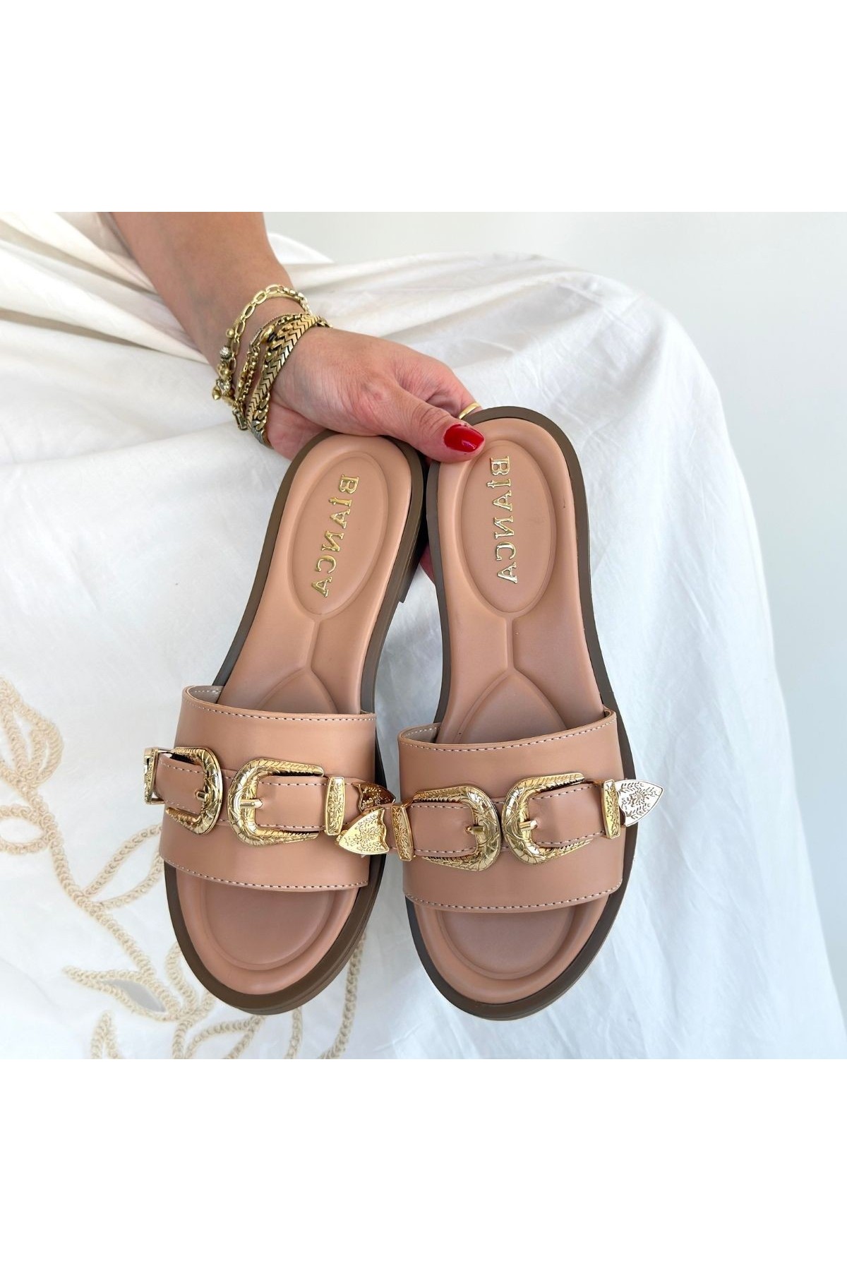 Beige Leather Slippers detay görseli