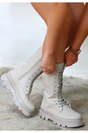 حذاء برباط من الجلد البيج من توير