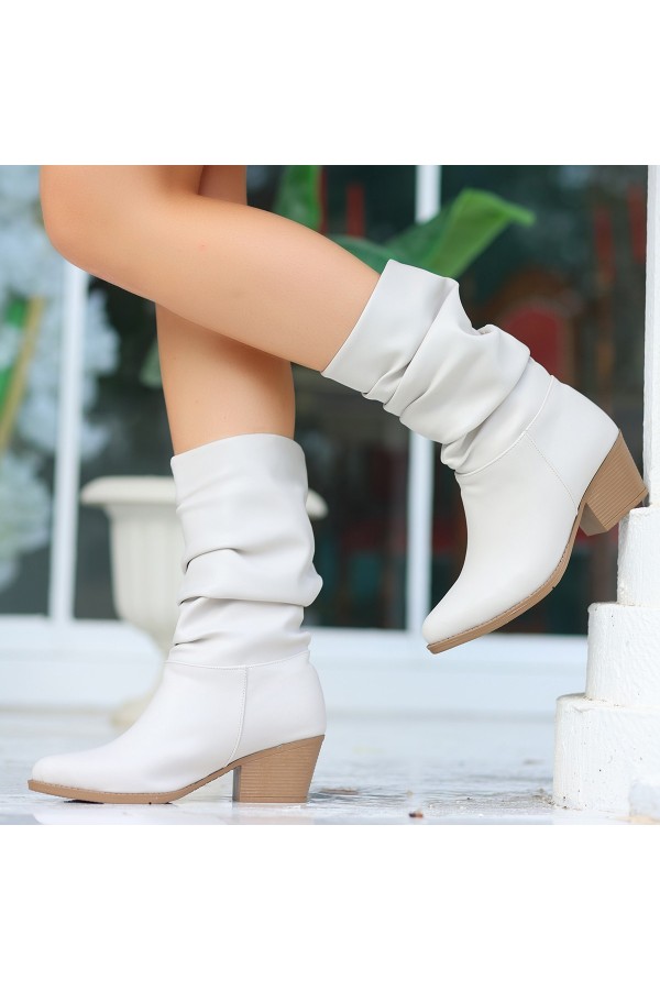 Yior Beige Leather Heeled Boots