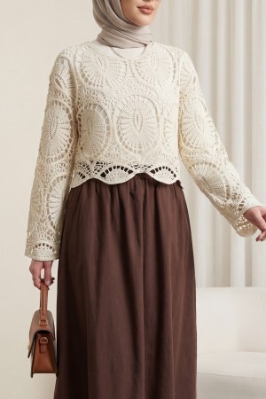 بلوزة من الدانتيل المحبوك -أبيض سكري