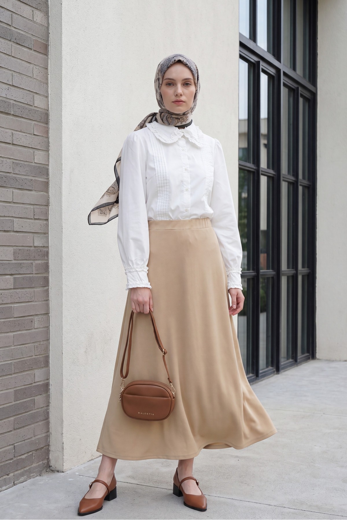 Peter Pan Collar Ruffle Detail Buttoned Ribbed Balloon Sleeve Poplin Shirt -White
