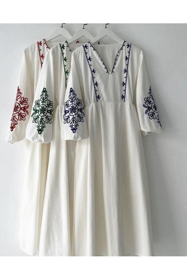 Elastic V-Neck Linen Dress With Embroidered Sleeves -Red
