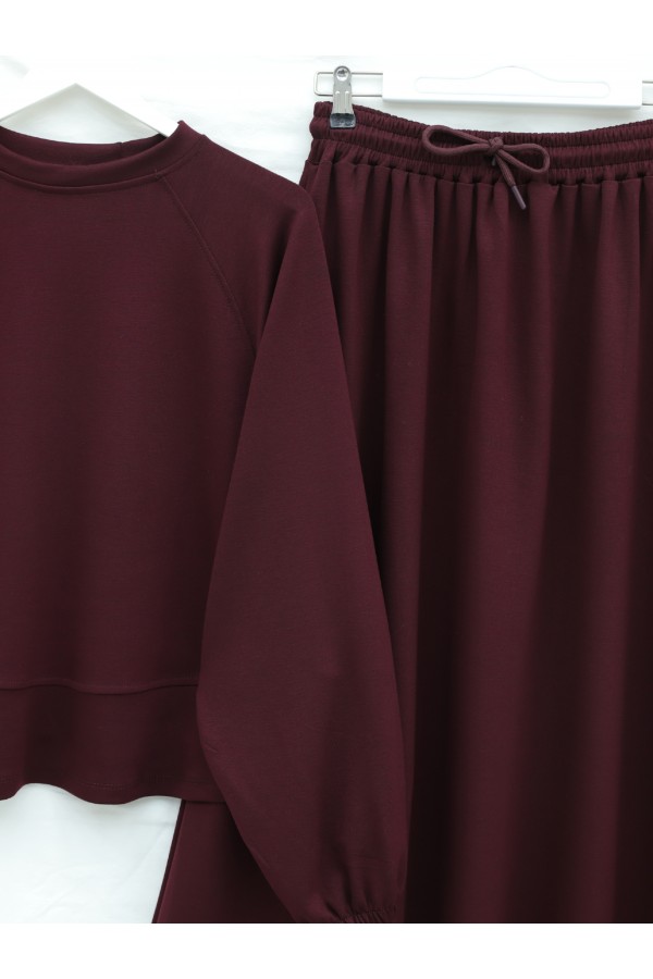 Round Neck, Batwing Sleeve, Elastic Waist Skirt Set -Maroon
