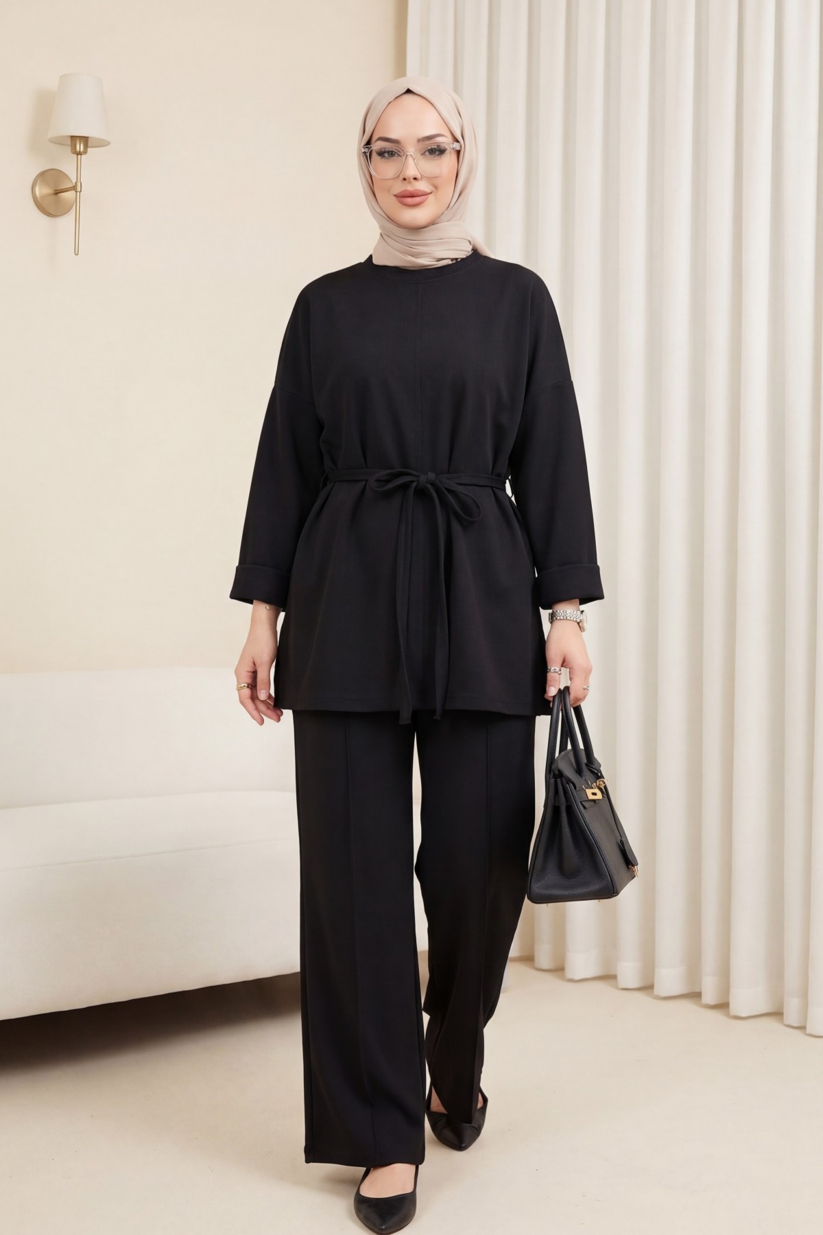Oysho Set with Slit, Drawstring Waist, and Foldable Sleeves -Black