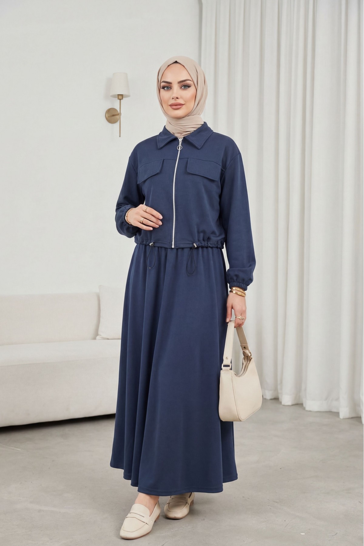 Oysho Set with Zipper, Elastic Waist, Shirt Collar, and Flap Pockets -Smoked 
