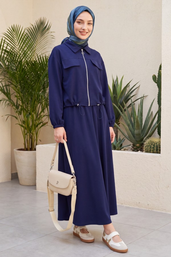 Oysho Set with Zipper, Elastic Waist, Shirt Collar, and Flap Pockets -Navy blue