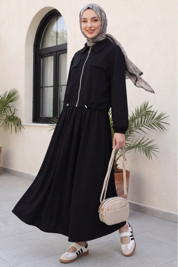 Oysho Set with Zipper, Elastic Waist, Shirt Collar, and Flap Pockets -Black