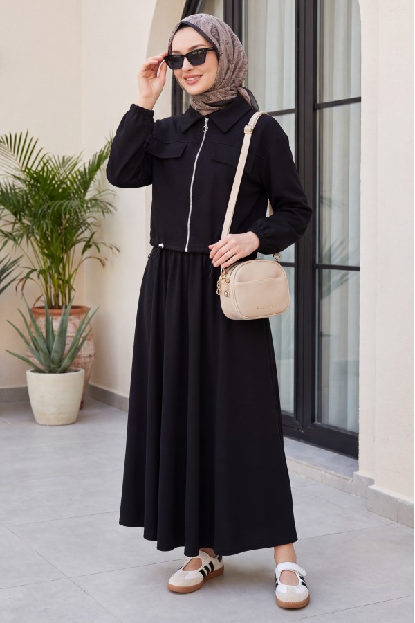 Oysho Set with Zipper, Elastic Waist, Shirt Collar, and Flap Pockets -Black