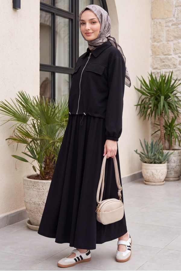 Oysho Set with Zipper, Elastic Waist, Shirt Collar, and Flap Pockets -Black