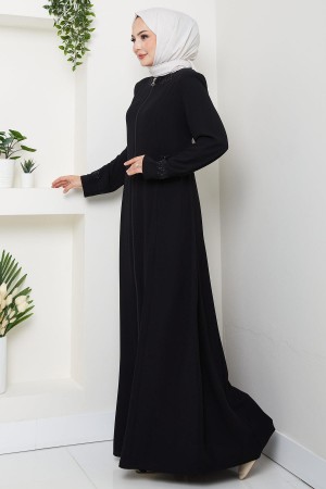 Yakası ve Manşeti Taş Detaylı Ferace Siyah HM2802