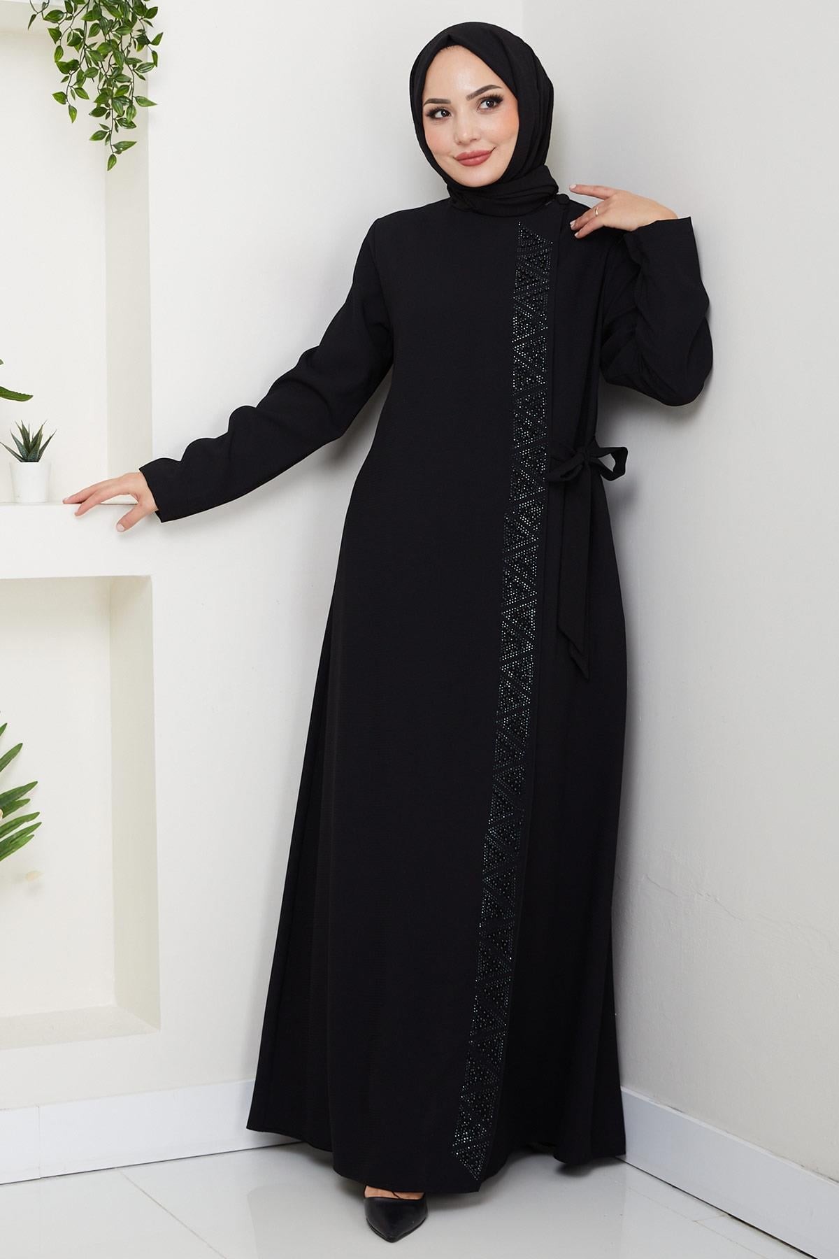 Black Beaded Abaya with Concealed Zipper and Side Tie HM2845