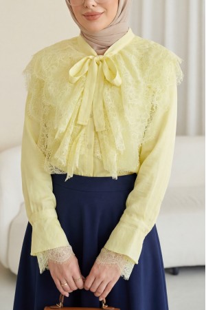 Yakası Bağcıklı Fırfırlı Dantel Detaylı Arkası Uzun Cupra Gömlek  -Açık Sarı