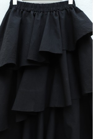 Beli Lastikli Katlı Astarlı Cupra Etek -Siyah