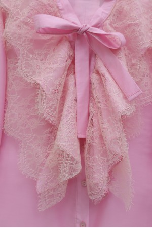 Yakası Bağcıklı Fırfırlı Dantel Detaylı Arkası Uzun Cupra Gömlek   -Pembe