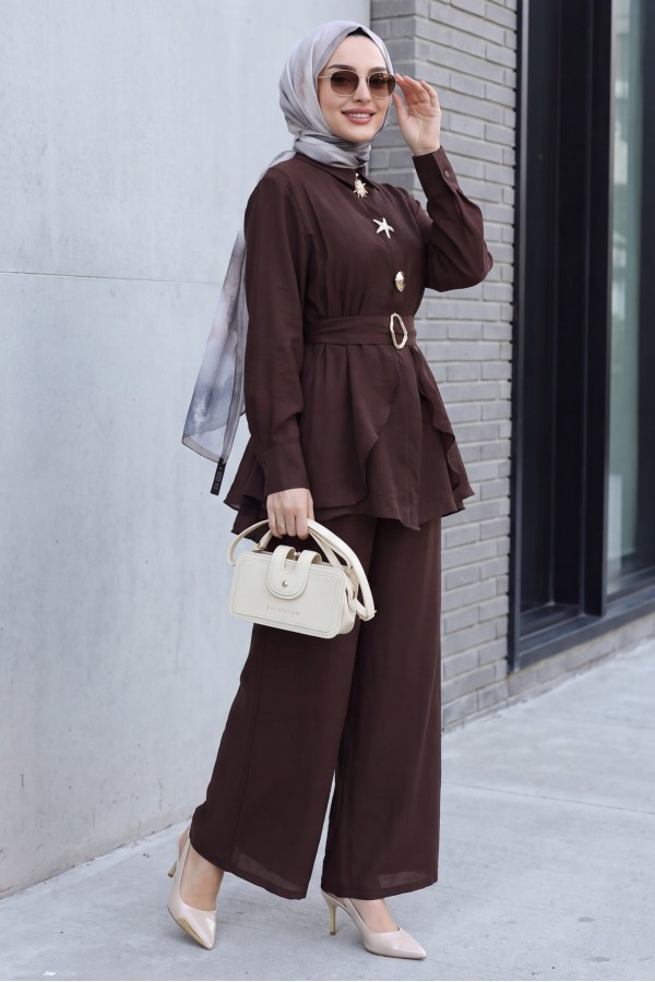 Cupra Suit with Elastic Waist, Belt, Pockets, and Lined Trousers -Dark Coffee
