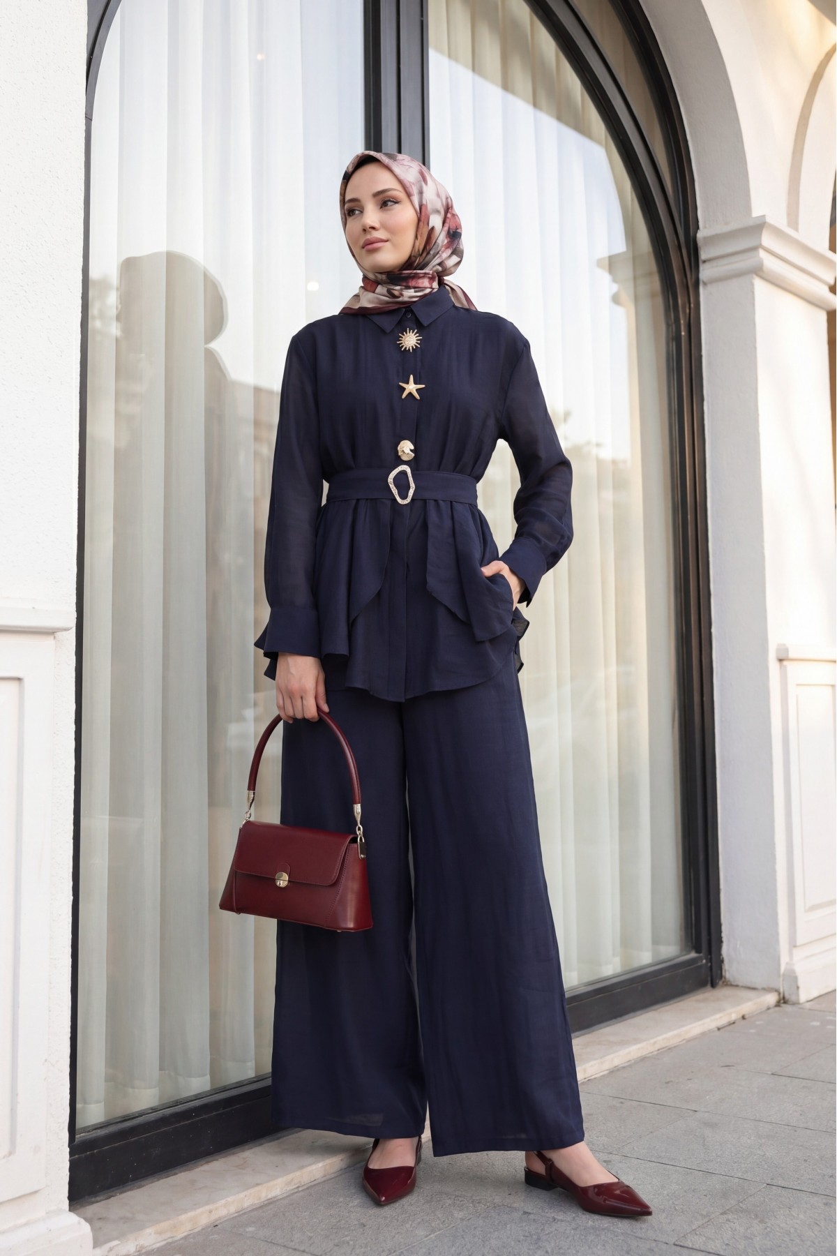 Cupra Suit with Elastic Waist, Belt, Pockets, and Lined Trousers -Navy blue