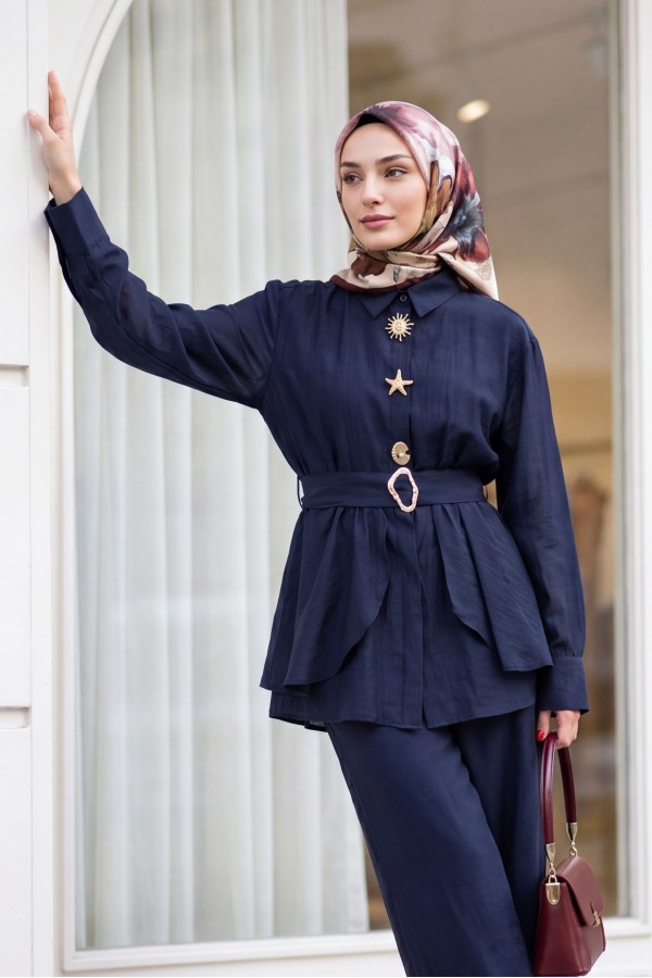 Cupra Suit with Elastic Waist, Belt, Pockets, and Lined Trousers -Navy blue