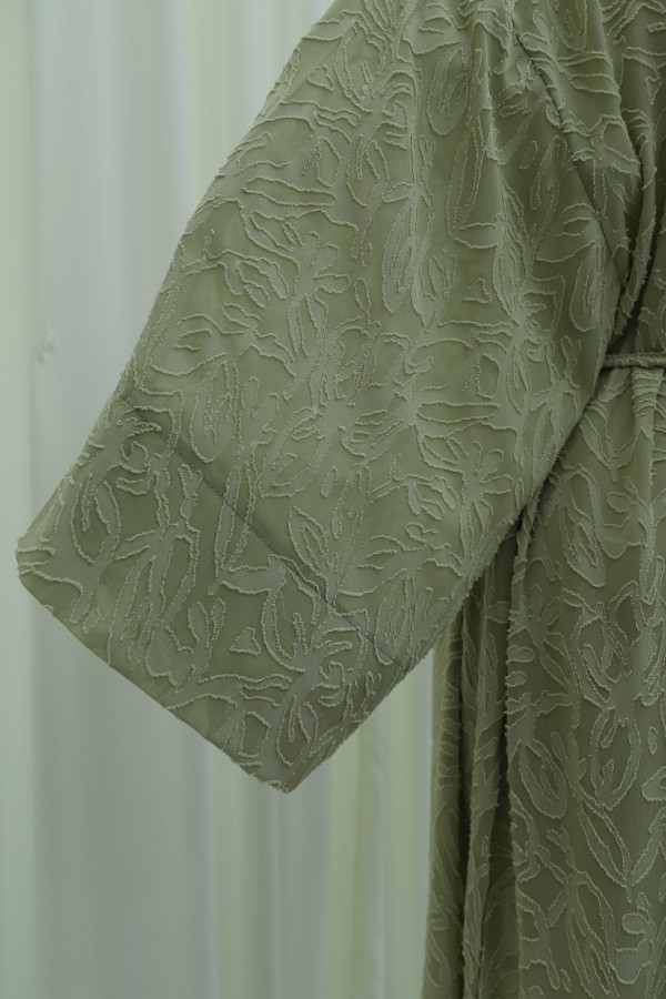 Geniş Kol Bağcıklı Broşlu Jakarlı Uzun Kimono -Çağla Yeşili