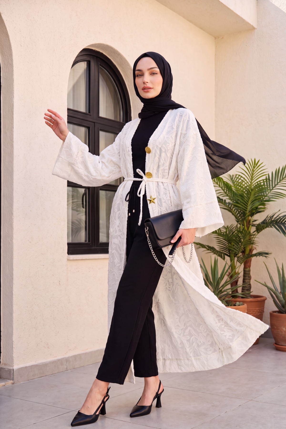 Long Jacquard Kimono with Wide Sleeves Ties and Brooch -Ecru