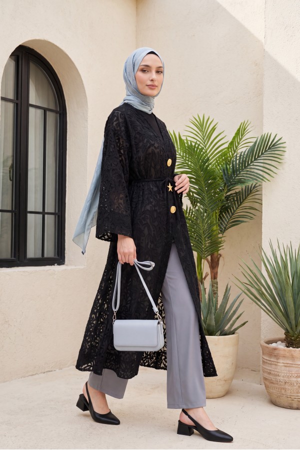 Geniş Kol Bağcıklı Broşlu Jakarlı Uzun Kimono -Siyah