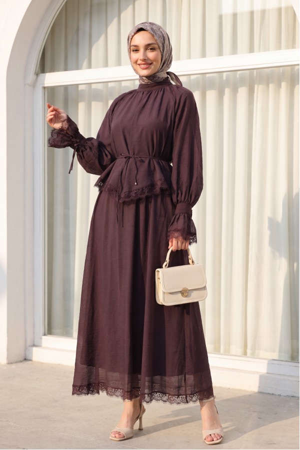 Lined Flame Tulle Set with Lace Detail on the Edges and Belt -Damson