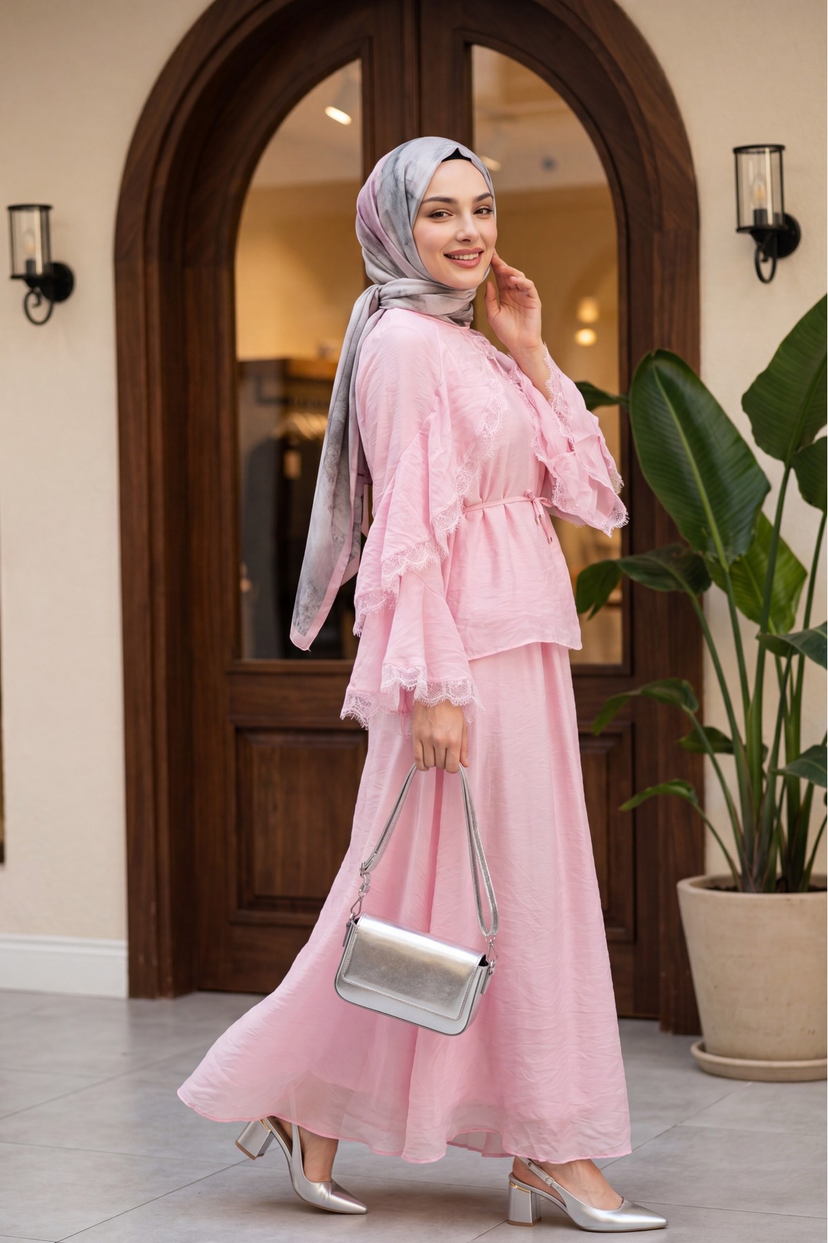 Lace-detailed, Spanish-style sleeve, lined, belted tulle voile skirt set -Pink