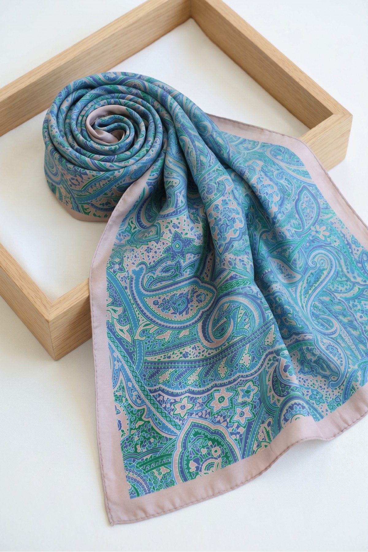 Traditional Floral Patterned Cotton Scarf -Blue