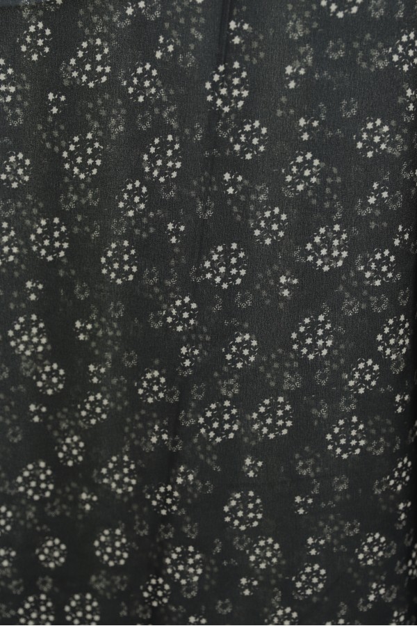 Crisp Floral Patterned Voile Scarf -Black