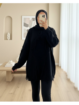 Yuvarlak Yaka Püskül Detaylı Triko Kazak -Siyah