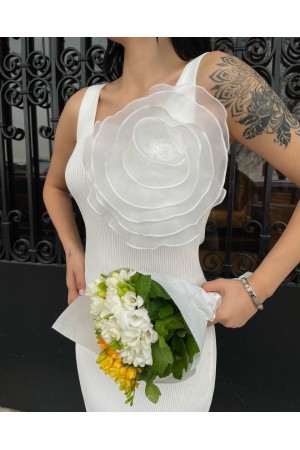 فستان تريكو بيج روز -أبيض