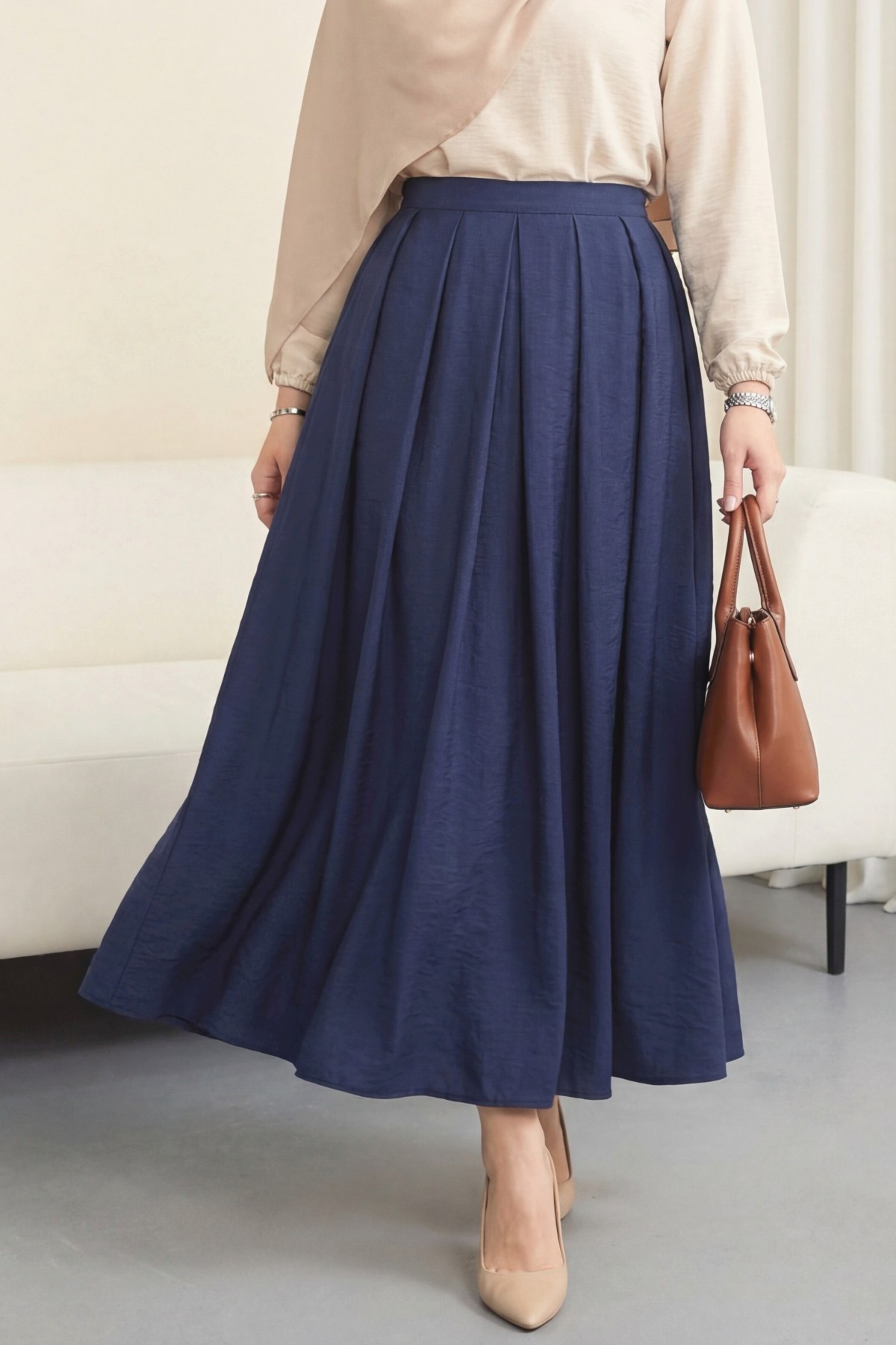 Pleated Parachute Skirt with Elastic Waistband   -Navy blue