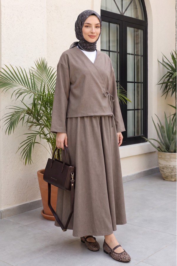 Linen Suit with Lace-Up Skirt - Soil